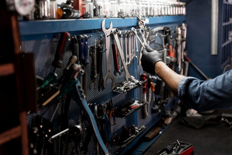 Equipamentos Mais Procurados para Aluguel em Obras e Reformas