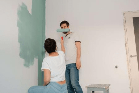 Erros na escolha de cores de tinta: como evitar que o ambiente pareça escuro